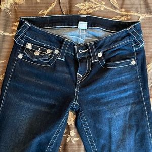 True Religion Skinny Jeans low rider size 26 new.. no tags.. never worn